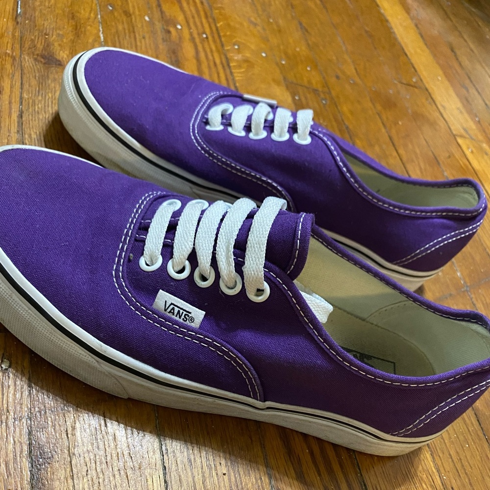 Purple low top Vans